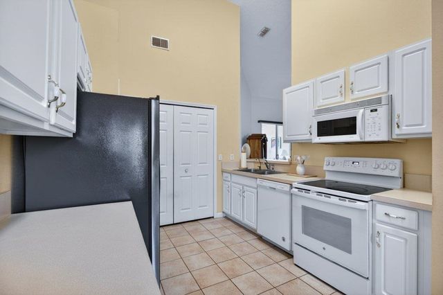 807 Pine Valley Place, St Augustine, FL 32086