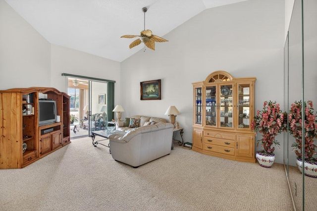 807 Pine Valley Place, St Augustine, FL 32086