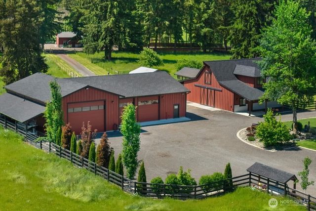 9835 James Road SW, Rochester, WA 98579