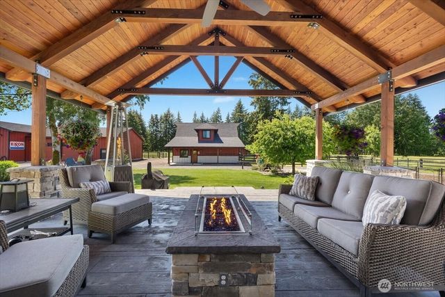 9835 James Road SW, Rochester, WA 98579