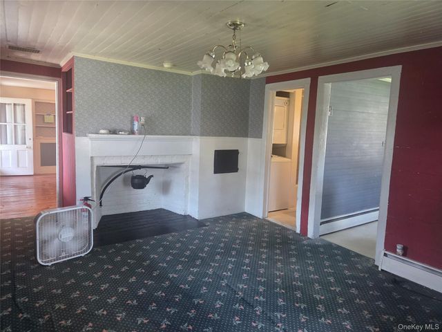 107 Eden Avenue, Massapequa Park, NY 11762