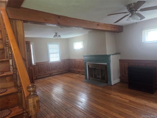 107 Eden Avenue, Massapequa Park, NY 11762
