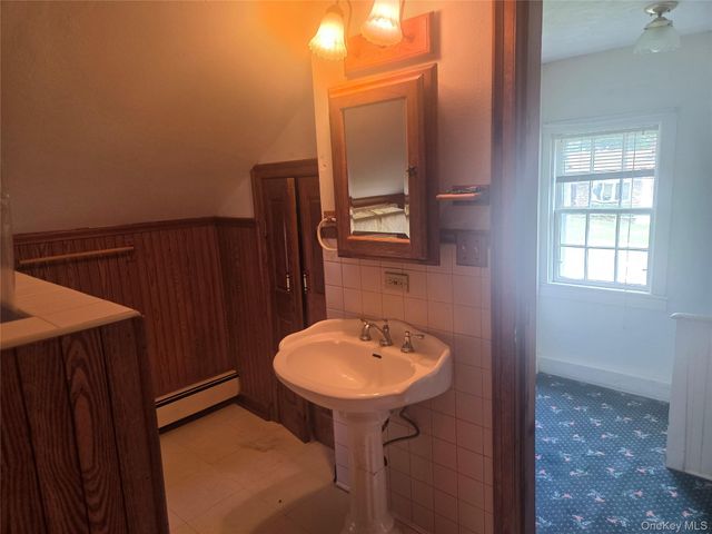 107 Eden Avenue, Massapequa Park, NY 11762