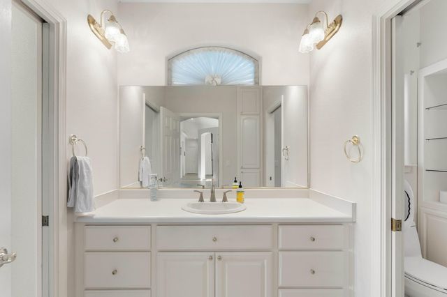 2965 Shadow Brook Lane, Redding, CA 96001