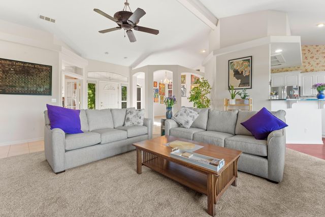 2965 Shadow Brook Lane, Redding, CA 96001