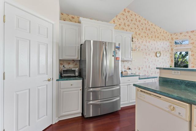 2965 Shadow Brook Lane, Redding, CA 96001