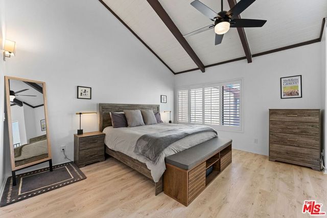 11574 Iowa Avenue 109, Los Angeles, CA 90025