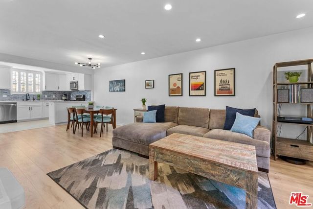 11574 Iowa Avenue 109, Los Angeles, CA 90025