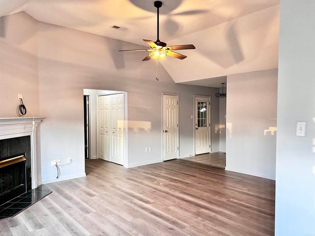 401 Country Squire, Searcy, AR 72143