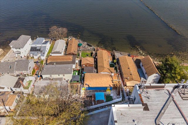 57 Pennyfield Camp, Bronx, NY 10465