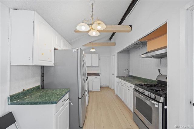 57 Pennyfield Camp, Bronx, NY 10465