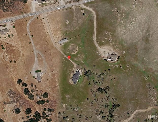 26750 Skyline Drive, Tehachapi, CA 93561