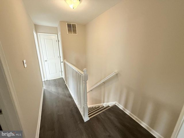 702 56TH PL NE, Washington, DC 20019