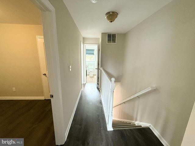 702 56TH PL NE, Washington, DC 20019