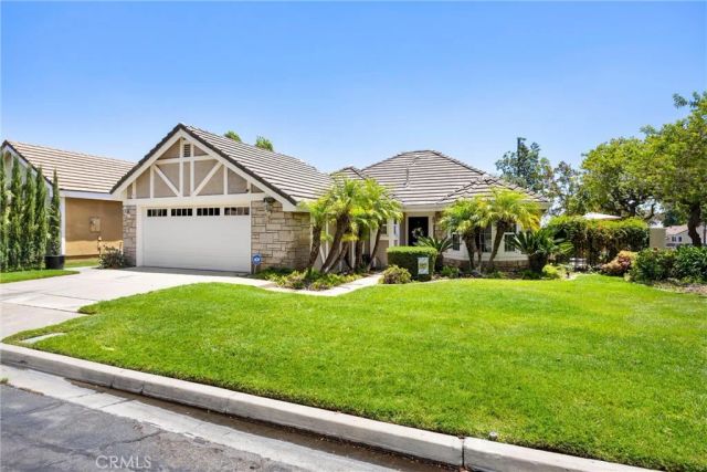 1340 Sunrise Circle South, Upland, CA 91784