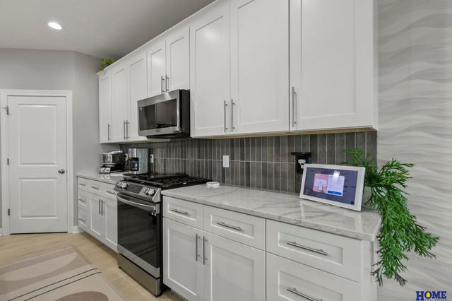 10233 S 26th Street, Roca, NE 68430