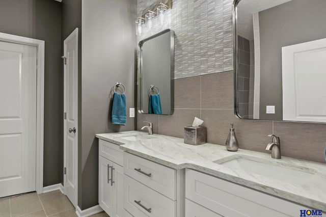 10233 S 26th Street, Roca, NE 68430
