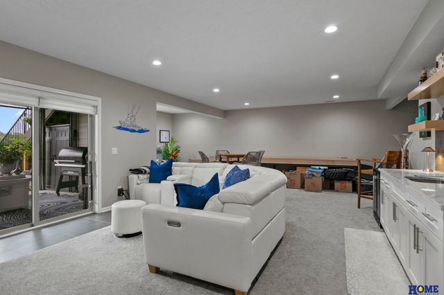 10233 S 26th Street, Roca, NE 68430