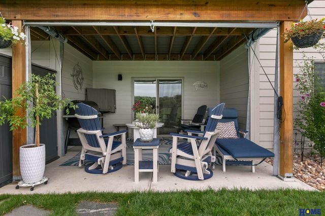 10233 S 26th Street, Roca, NE 68430