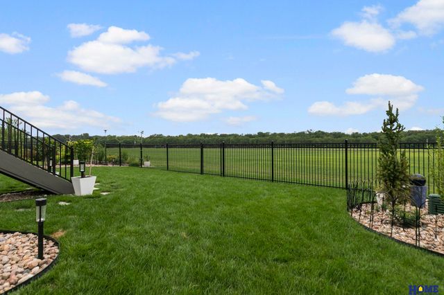 10233 S 26th Street, Roca, NE 68430