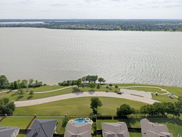 2802 Merlot Circle, Rowlett, TX 75088