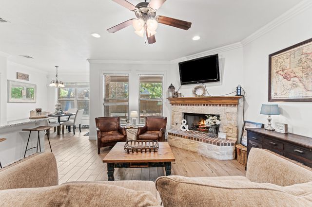 705 Royal Oak Court, Burleson, TX 76028