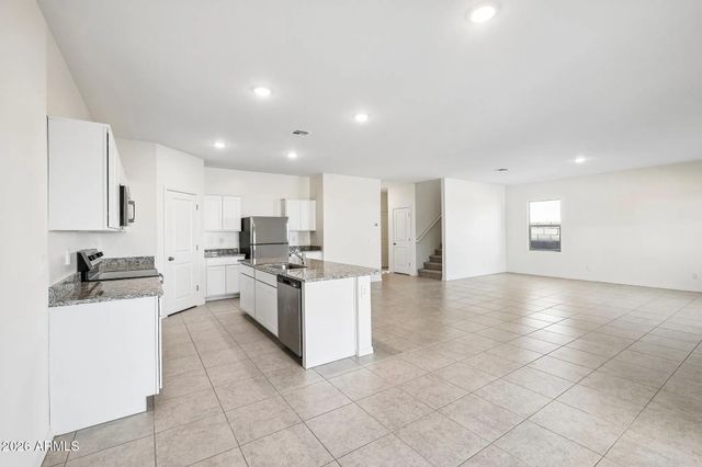6614 S 78TH Lane, Laveen, AZ 85339