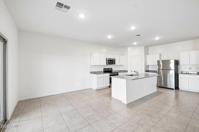 6614 S 78TH Lane, Laveen, AZ 85339