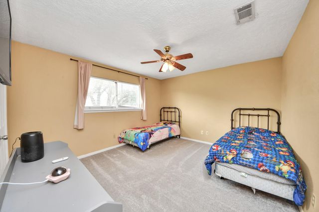 10602 Sagebriar Drive, Houston, TX 77089