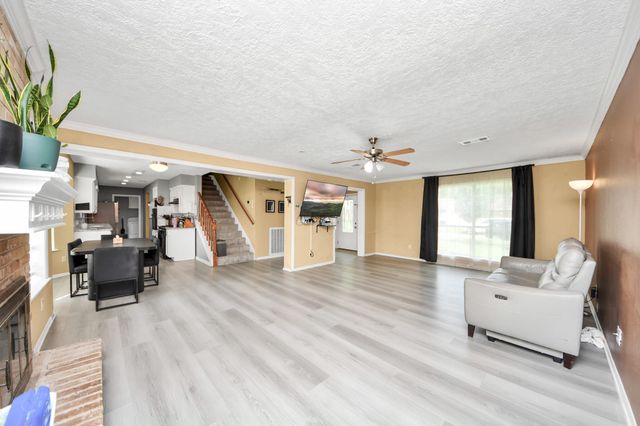 10602 Sagebriar Drive, Houston, TX 77089