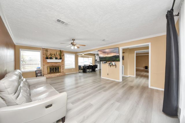 10602 Sagebriar Drive, Houston, TX 77089