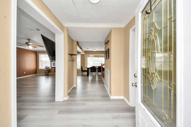 10602 Sagebriar Drive, Houston, TX 77089