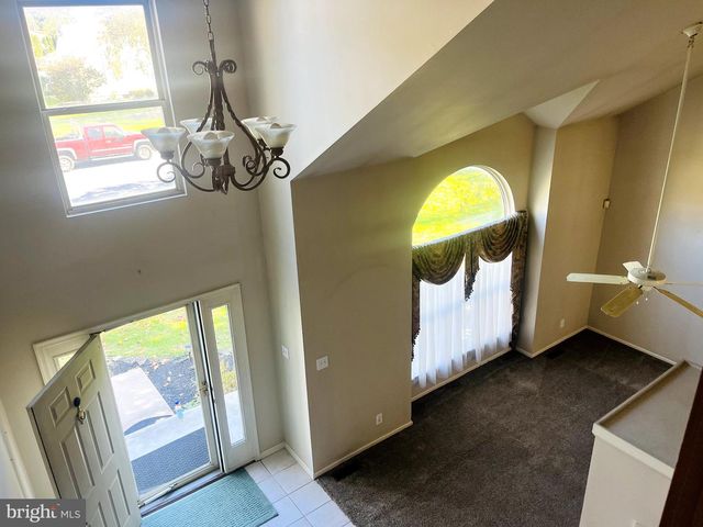870 LONGWOOD DR, Vineland, NJ 08361