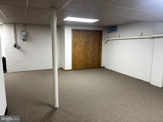 870 LONGWOOD DR, Vineland, NJ 08361