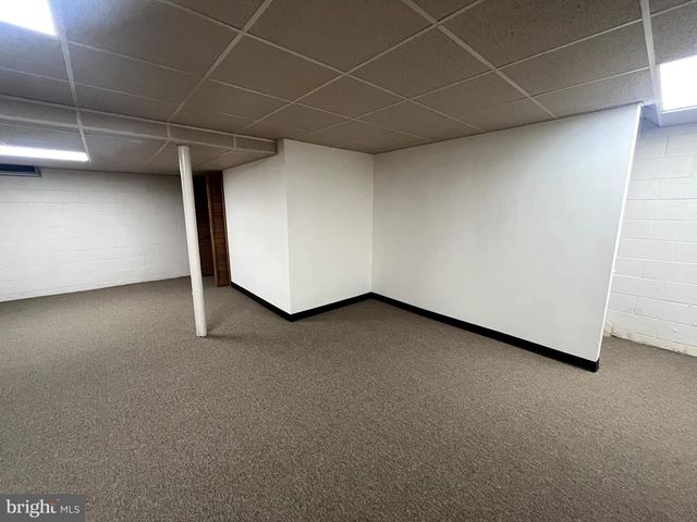 870 LONGWOOD DR, Vineland, NJ 08361