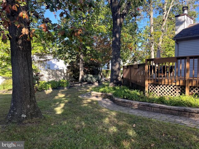 870 LONGWOOD DR, Vineland, NJ 08361