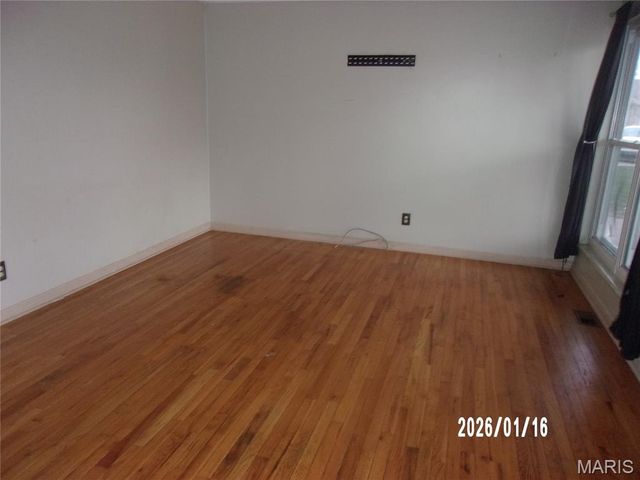 2328 Urbandale Drive, Florissant, MO 63031