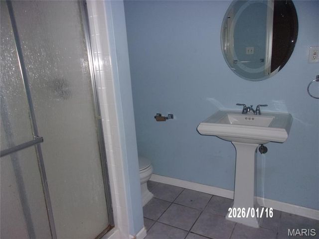 2328 Urbandale Drive, Florissant, MO 63031