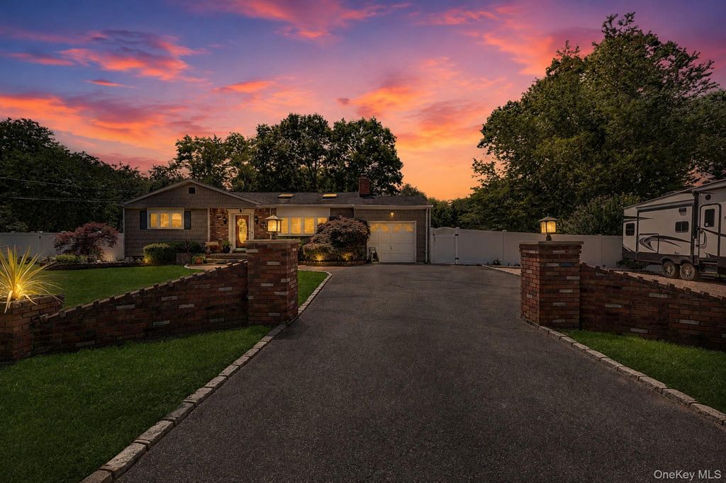 408 Oceanside Street, Islip Terrace, NY 11752 — photo 2