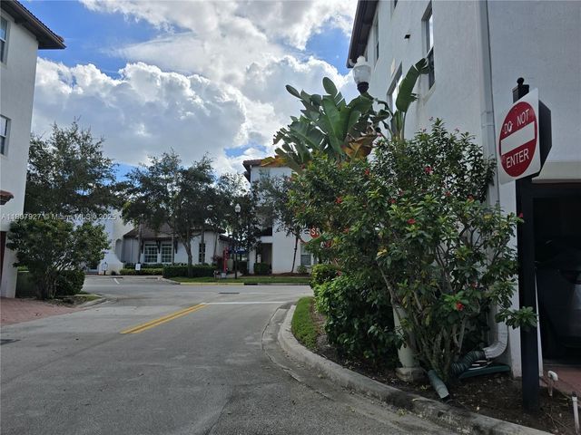 11938 SW 26th Ct, Miramar, FL 33025