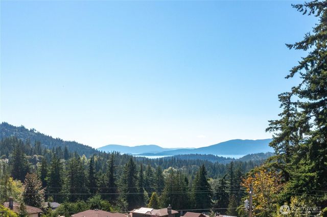 3821 Connelly Avenue, Bellingham, WA 98229