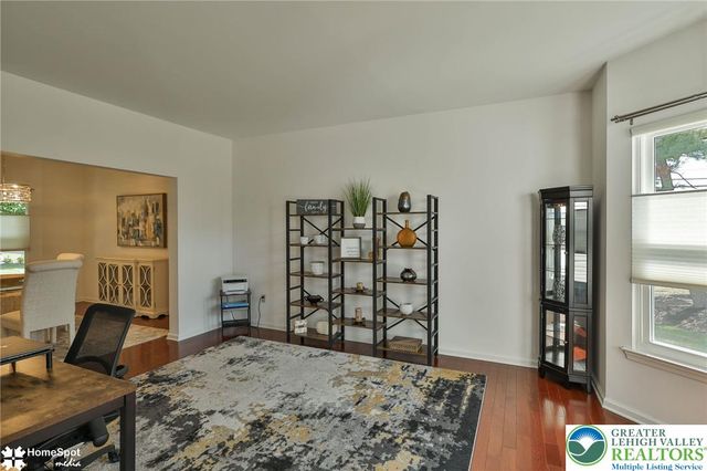 369 Lenape Trail, Upper Macungie Twp, PA 18104