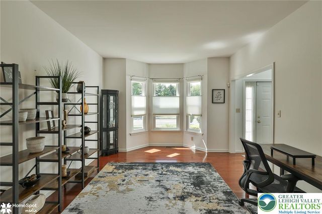 369 Lenape Trail, Upper Macungie Twp, PA 18104
