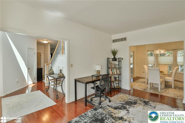 369 Lenape Trail, Upper Macungie Twp, PA 18104