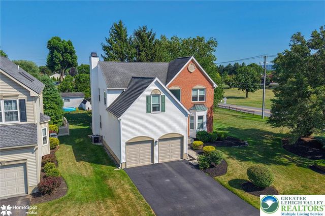 369 Lenape Trail, Upper Macungie Twp, PA 18104