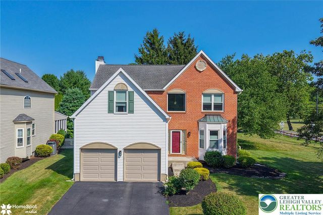 369 Lenape Trail, Upper Macungie Twp, PA 18104