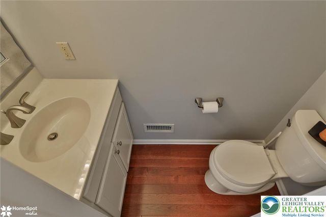 369 Lenape Trail, Upper Macungie Twp, PA 18104