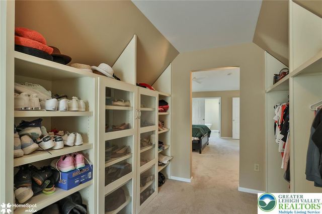 369 Lenape Trail, Upper Macungie Twp, PA 18104