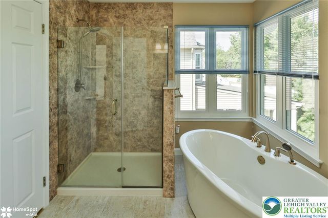 369 Lenape Trail, Upper Macungie Twp, PA 18104