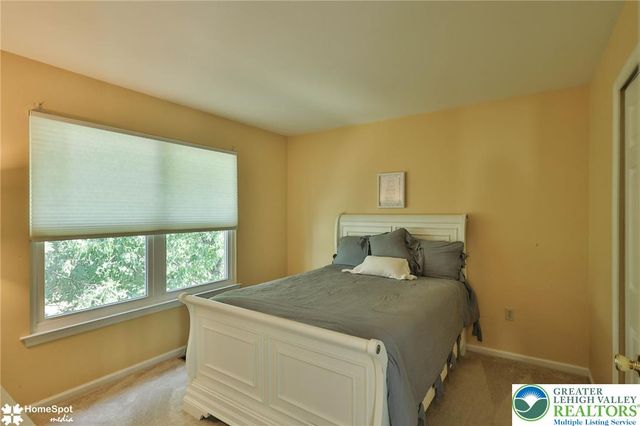 369 Lenape Trail, Upper Macungie Twp, PA 18104